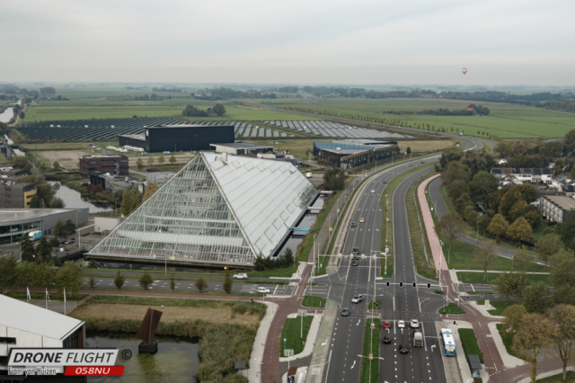 Harlingerstraatweg met links Crystalic